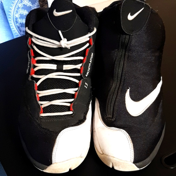 Nike "The Glove" Size 11 - Picture 1 of 8